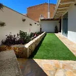 Elis לינה וארוחת בוקר 3*