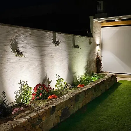 Elis Bed & Breakfast 4*